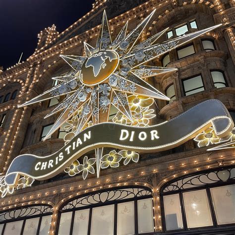 dior ausstellung london|christian dior south kensington.